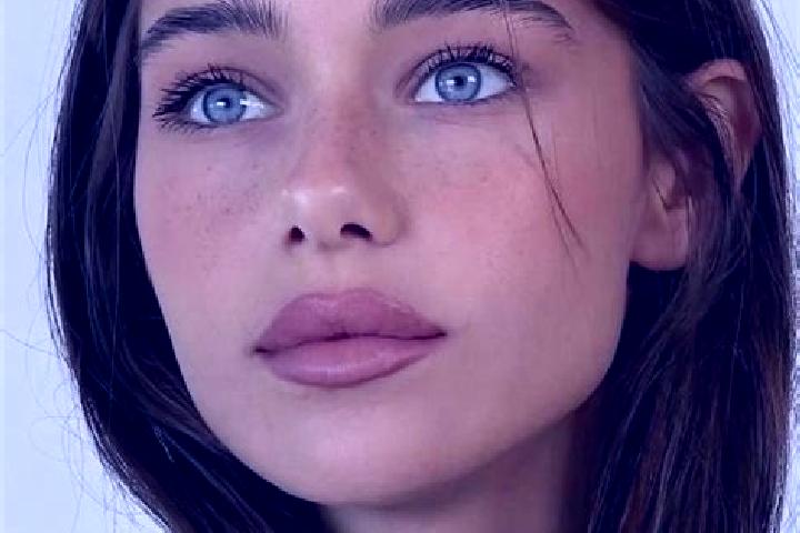 Stella, 26, a brunette blue-eyed mediterranean companion based in Jinhu. Offering Travel Companion, Tantra, Dinner Date, Massage, Overnight. Available for in...