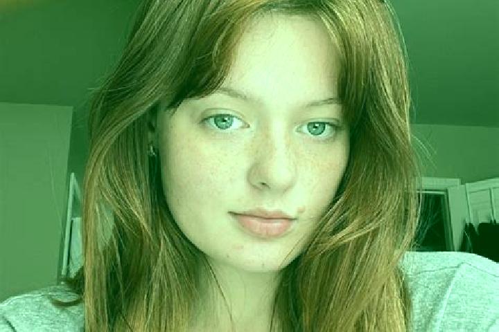 Stella, 26, a red brown-eyed caucasian companion based in Howwood. Offering 69, Erotic Massage, Dinner Date. Available for incall and outcall, day and evenin...