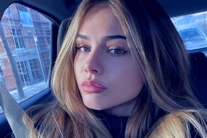 Stella, 26 — Escort in Cabezas Rubias, Spain