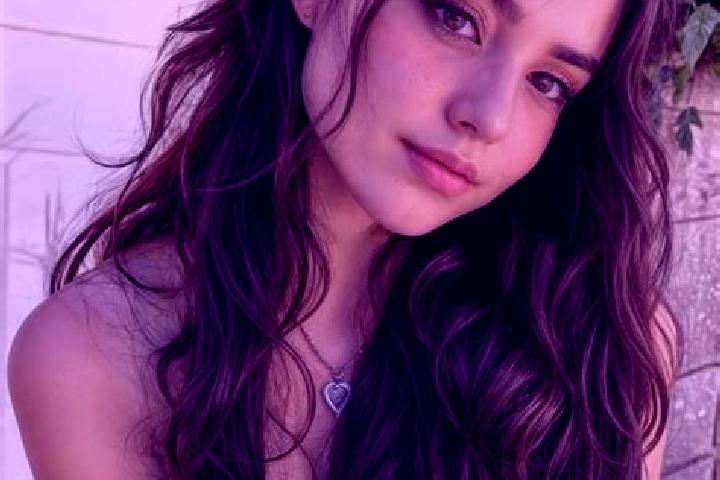 Stella, 27, a black hazel-eyed middle eastern companion based in Falkhytta. Offering Erotic Massage, CIM, GFE, Prostate Massage, Party Girl. Available for in...