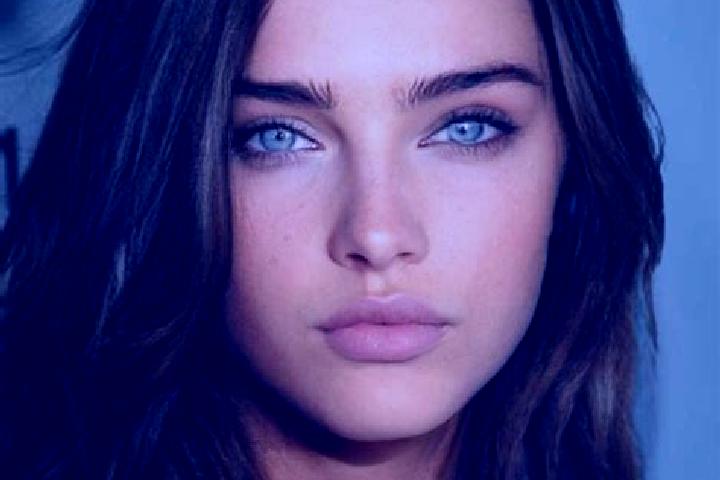 Stella, 27, a chestnut dark-eyed caucasian companion based in Poxindeje de Morelos. Offering Girlfriend Experience, GFE. Available for incall and outcall, ov...