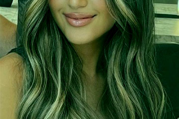Stella, 27, a dark blonde dark-eyed indian companion based in Bahrenhof. Offering Massage, Dinner Date, A-Level, Domination, Striptease. Available for incall...