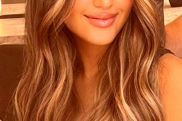 Stella, 27, a dark blonde grey-eyed ebony companion based in Vallescuropasso-Localita Stefano. Offering Massage, A-Level, Girlfriend Experience, Duos. Availa...