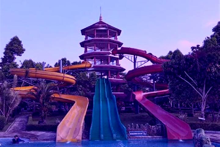 Stella, 27 — Escort in Citamiang, Indonesia