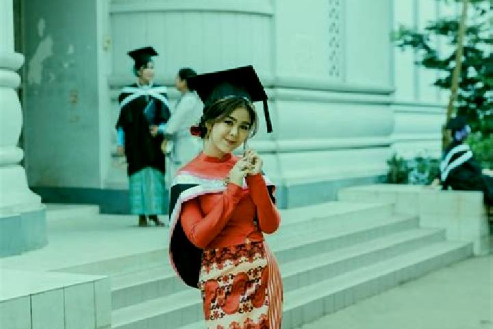 Stella, 27 — Escort in Yae Kyaw, Myanmar