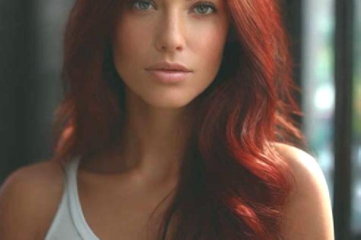 Stella, 28, a auburn hazel-eyed mediterranean companion based in Dmitrov. Offering Party Girl, 69, OWO. Available for incall and outcall, day and evening dates.