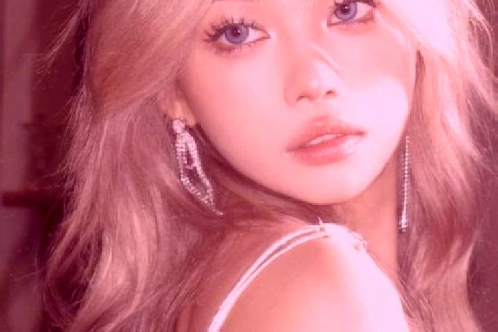 Stella, 28, a blonde amber-eyed asian companion based in Chandrakona. Offering Overnight, Domination, Striptease, Couples. Available for incall and outcall, ...