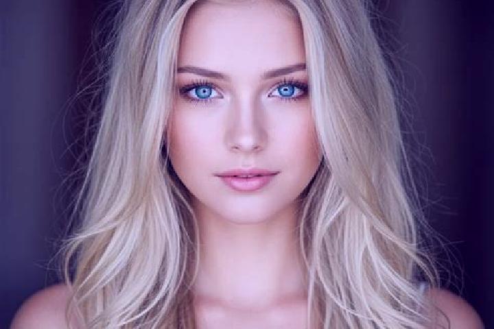 Stella, 28, a blonde dark-eyed mixed companion based in Diggle. Offering Roleplay, OWO, A-Level, Prostate Massage, Party Girl. Available for incall and outca...