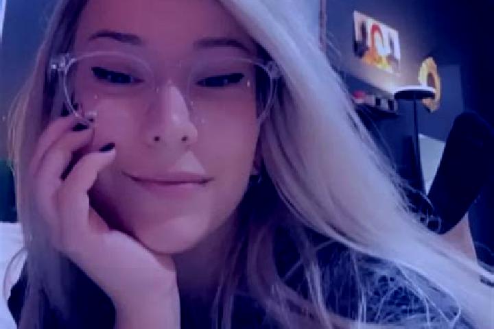 Stella, 28, a blonde grey-eyed ebony companion based in Pabrade. Offering GFE, Party Girl, Couples. Available for incall and outcall, overnight bookings avai...