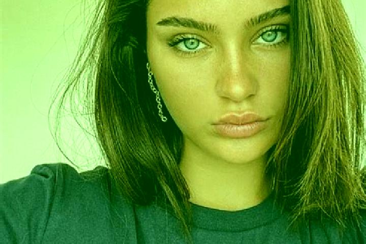 Stella, 28, a dark blonde brown-eyed indian companion based in La Ramada. Offering Deep French Kissing, Party Girl, CIM. Available for incall and outcall, ov...