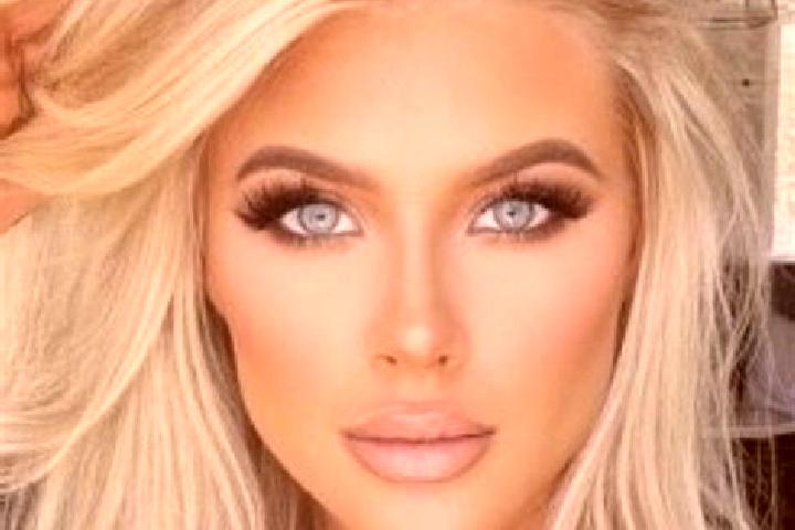 Stella, 28, a platinum blonde grey-eyed latina companion based in Ahwiaa. Offering Overnight, Striptease, Prostate Massage. Available for incall and outcall,...