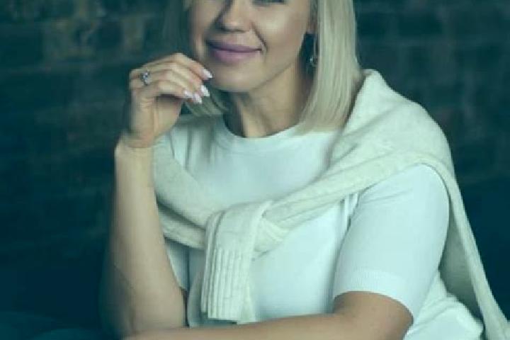 Stella, 28 — Escort in Antratsyt, Ukraine