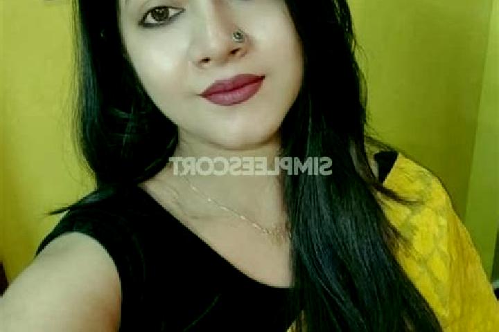 Stella, 28 — Escort in Kurnool, India