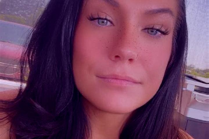 Stella, 28 — Escort in Lovingston, United States