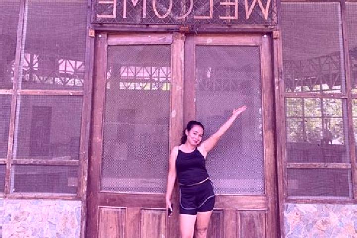 Stella, 28 — Escort in Mambatangan, Philippines