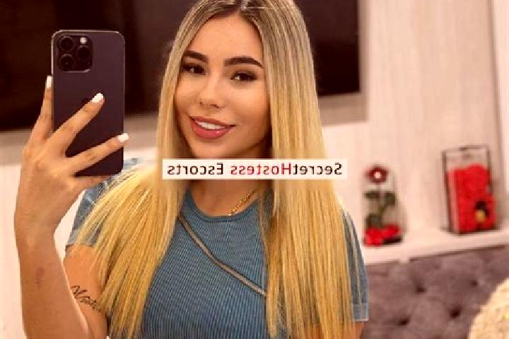 Stella, 28 — Escort in Santo Domingo Huehuetlan, Mexico