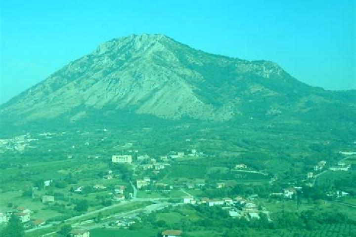 Stella, 29, a blonde dark-eyed european companion based in Campoli del Monte Taburno. Offering Dinner Date, Massage, OWO, Fetish, Party Girl. Available for i...