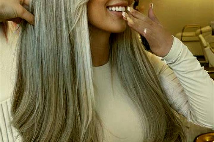 Stella, 29, a blonde grey-eyed mediterranean companion based in Stramtura. Offering Erotic Massage, Couples, Girlfriend Experience, CIM. Available for incall...