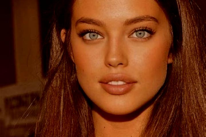 Stella, 29, a chestnut grey-eyed middle eastern companion based in Mellit. Offering A-Level, Dinner Date, Travel Companion. Available for incall and outcall,...