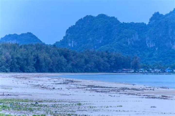Stella, 29 — Escort in Chum Ta Bong, Thailand