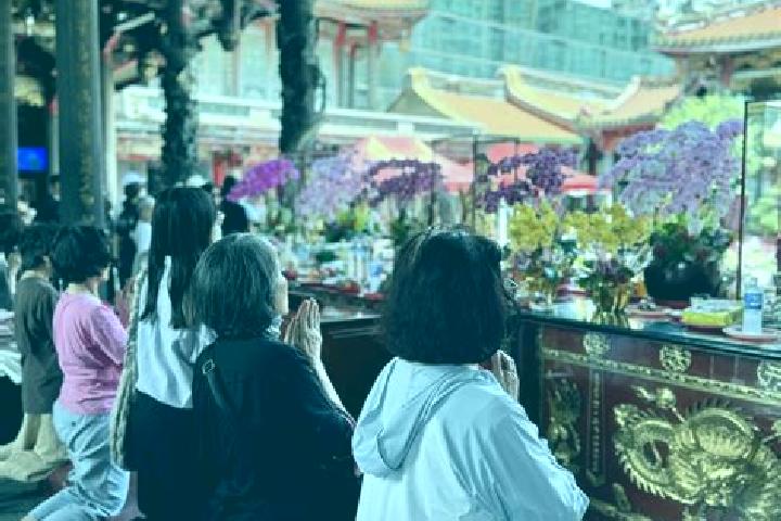 Stella, 29 — Escort in Jiaobei, China