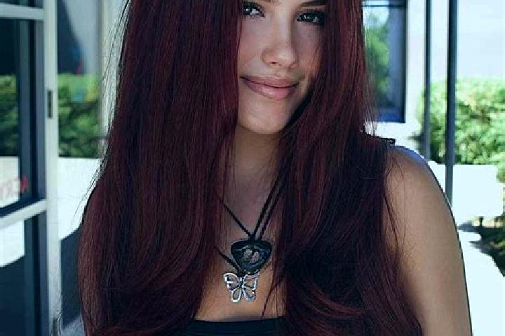 Stella, 30, a auburn dark-eyed caucasian companion based in Martignano. Offering Domination, Girlfriend Experience, 69, Tantra. Available for incall and outc...