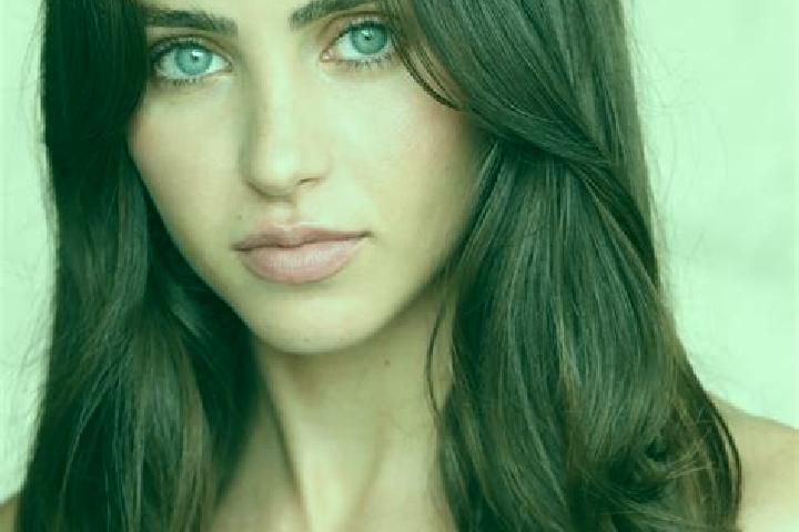 Stella, 30, a blonde brown-eyed latina companion based in Coqueiro Baixo. Offering OWO, Roleplay, Massage. Available for incall and outcall, day and evening ...