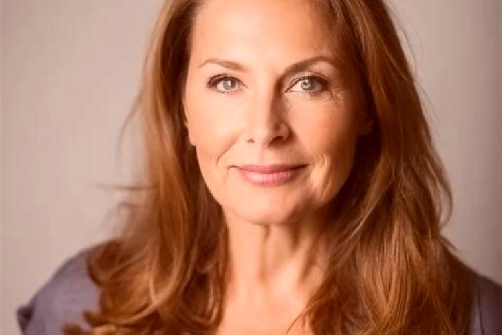 Stella, 30, a chestnut blue-eyed caucasian companion based in Eikenheuvel. Offering 69, Duos, Roleplay. Available for incall and outcall, overnight bookings ...