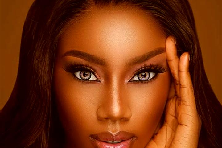 Stella, 30, a chestnut blue-eyed ebony companion based in Regentville. Offering CIM, Dinner Date, Tantra. Available for incall and outcall, overnight booking...