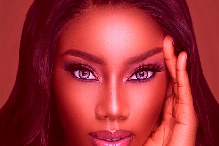 Stella, 30, a red blue-eyed ebony companion based in Kloten / Geissberg. Offering Overnight, Prostate Massage, Erotic Massage. Available for incall and outca...