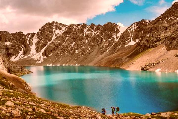 Stella, 30 — Escort in Kara-Kulja, Kyrgyzstan
