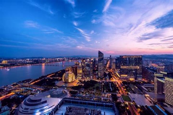 Stella, 30 — Escort in Liuxia, China