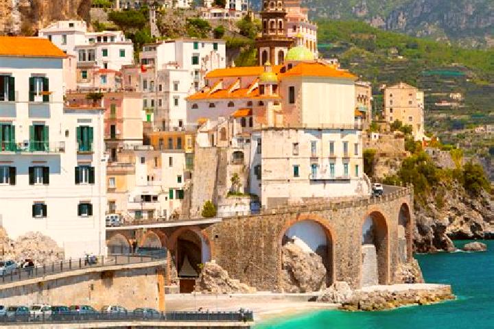 Stella, 30 — Escort in Trovo, Italy