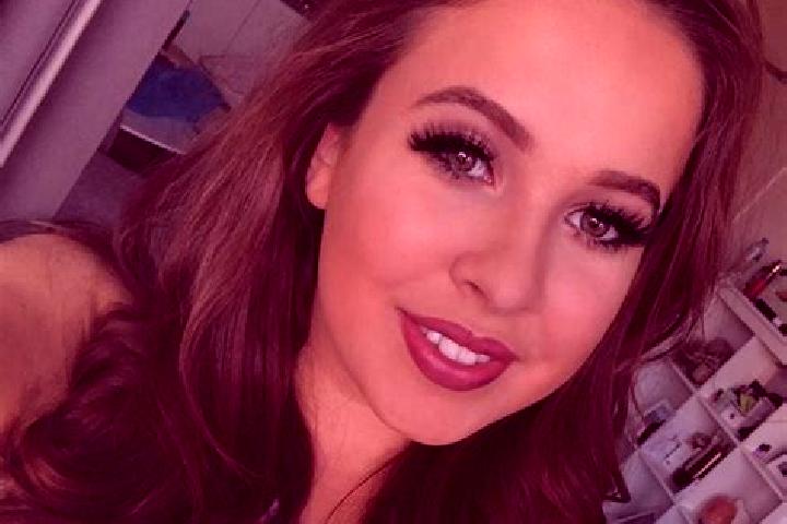 Stella, 31, a auburn dark-eyed caribbean companion based in Rinconada de Malloa. Offering BDSM, Dinner Date, Erotic Massage, Overnight. Available for incall ...