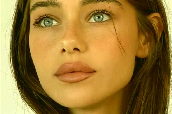 Stella, 31, a brunette brown-eyed mixed companion based in Penitik. Offering Couples, Fetish, A-Level. Available for incall and outcall, day and evening dates.