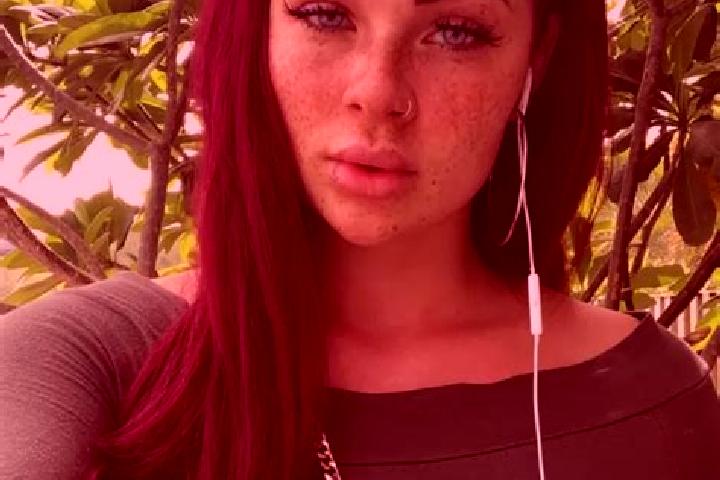 Stella, 32, a auburn grey-eyed european companion based in San Lorenzo de Quinti. Offering Couples, 69. Available for incall and outcall, day and evening dates.