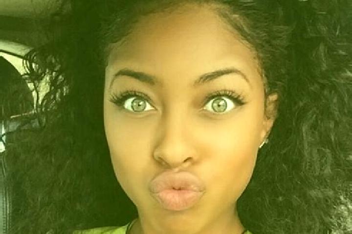 Stella, 32, a black green-eyed ebony companion based in Villa del Bosco. Offering Dinner Date, Party Girl, Domination, Striptease. Available for incall and o...