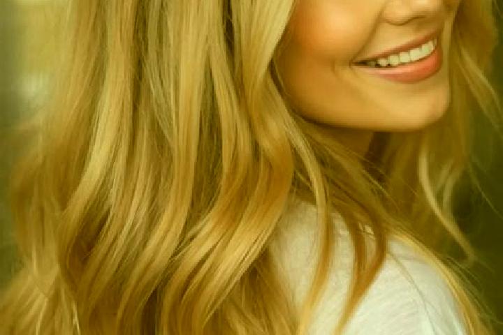 Stella, 32, a blonde hazel-eyed latina companion based in Berezivka. Offering Prostate Massage, Striptease, OWO, Deep French Kissing. Available for incall an...