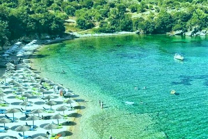 Stella, 32 — Escort in Agia Paraskevi, Greece