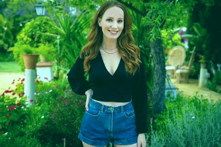 Stella, 32 — Escort in Boijl, Netherlands