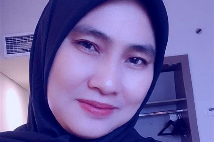 Stella, 32 — Escort in Enrekang, Indonesia
