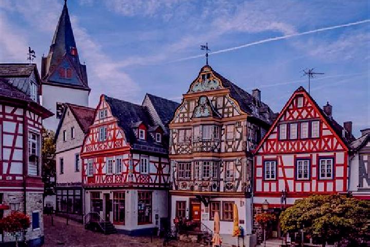 Stella, 32 — Escort in Idstein, Germany