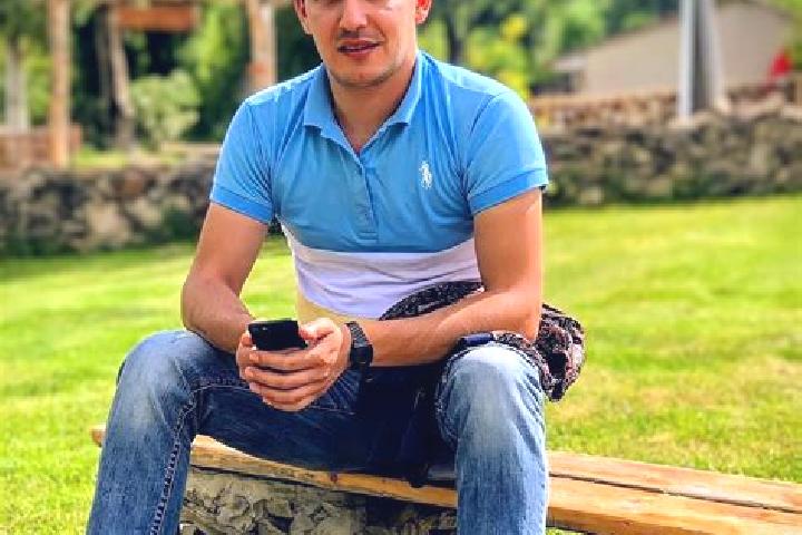 Stella, 32 — Escort in Nubarashen, Armenia