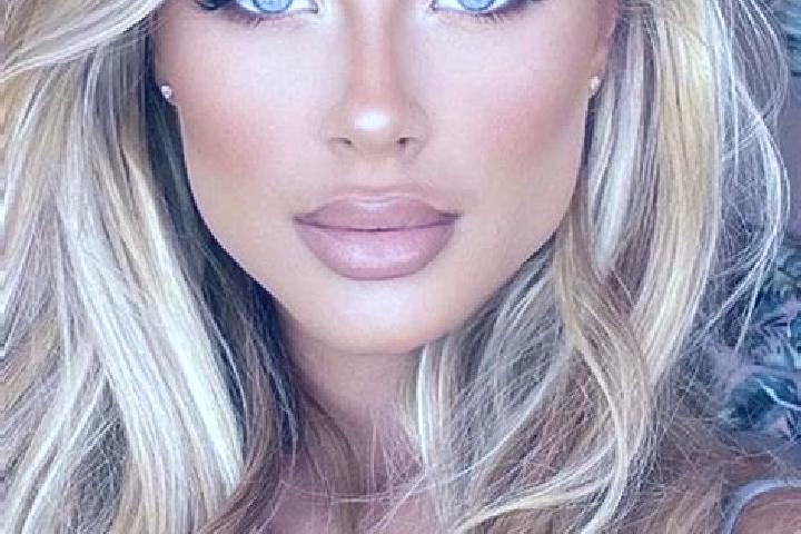 Stella, 33, a blonde blue-eyed latina companion based in Cukurca. Offering Dinner Date, BDSM, Striptease. Available for incall and outcall, day and evening d...