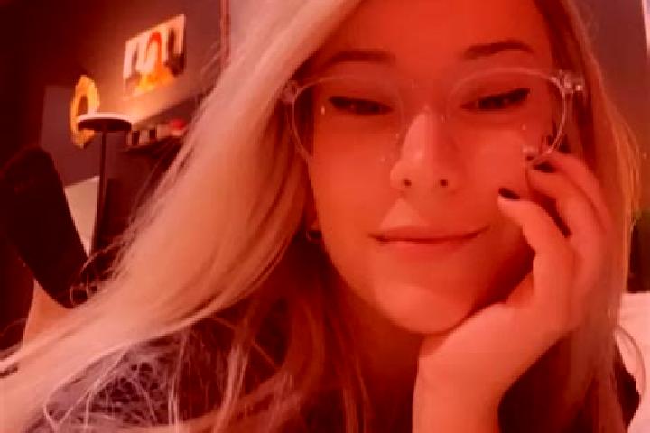 Stella, 33, a blonde green-eyed european companion based in Jablonne nad Orlici. Offering Massage, Duos, A-Level. Available for incall and outcall, overnight...