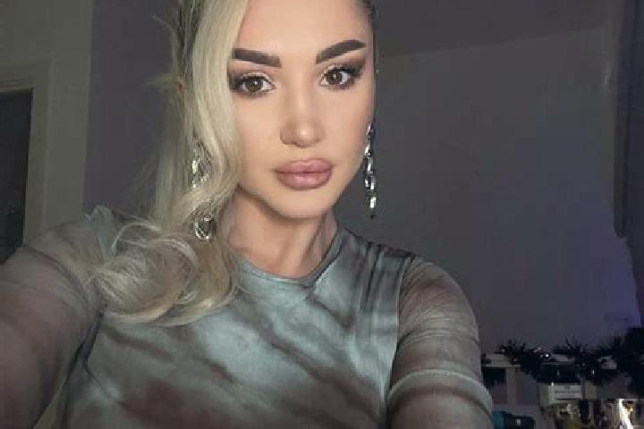 Stella, 33, a blonde grey-eyed indian companion based in El Khroub. Offering Fetish, Domination, Travel Companion. Available for incall and outcall, day and ...