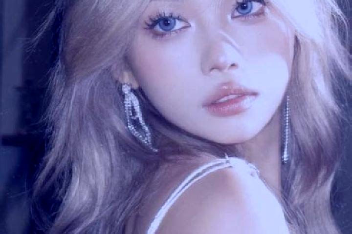 Stella, 33, a platinum blonde amber-eyed asian companion based in Merklingen. Offering Duos, Fetish. Available for incall and outcall, overnight bookings ava...