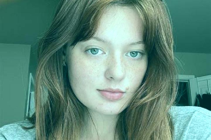 Stella, 33, a red grey-eyed european companion based in Svortland. Offering A-Level, Travel Companion, Domination, Overnight. Available for incall and outcal...