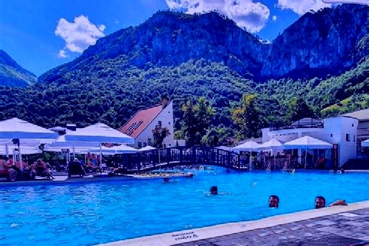 Stella, 33 — Escort in Baia de Arama, Romania