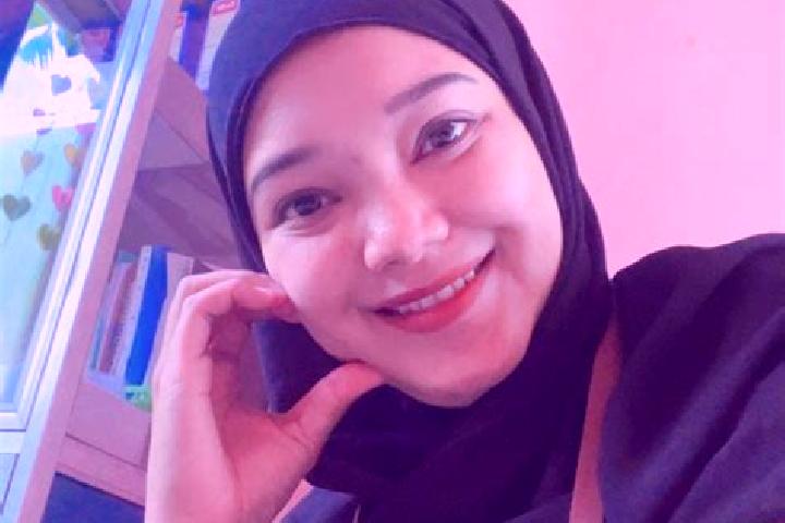 Stella, 33 — Escort in Masamba, Indonesia